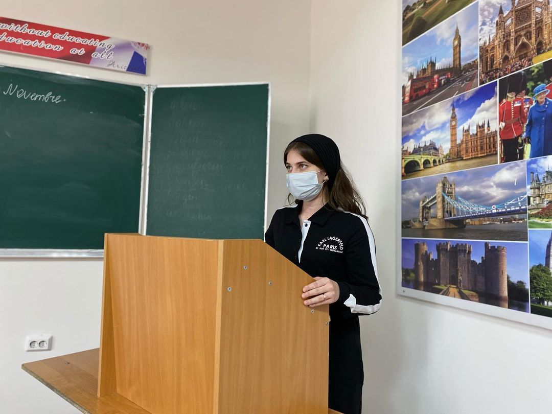 Заседания научного кружка "Young scholar"