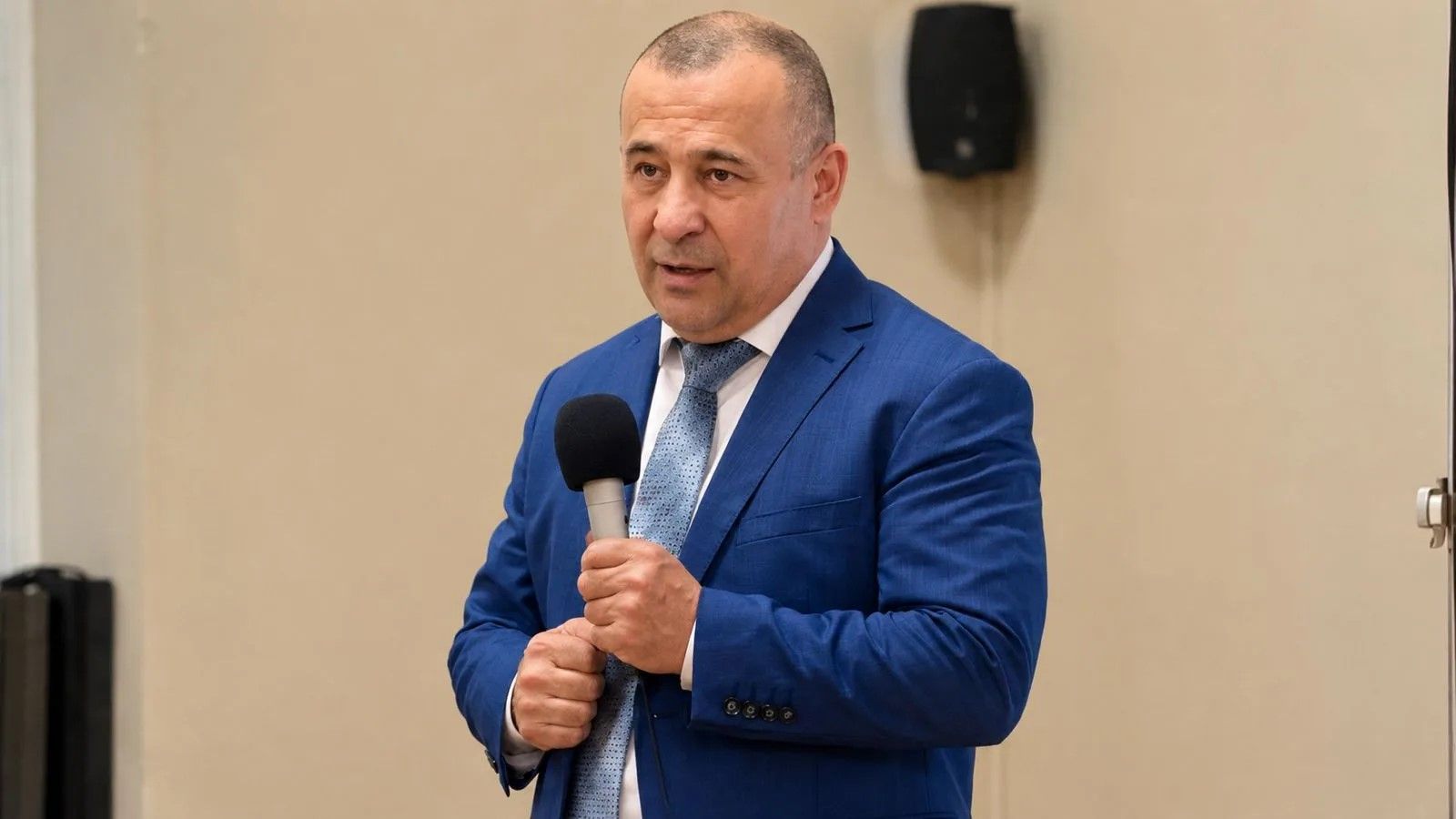 В преддверии профессиональных праздников — Дня акушерки и Дня медицинской сестры состоялось торжественное награждение преподавательского состава колледжа.
