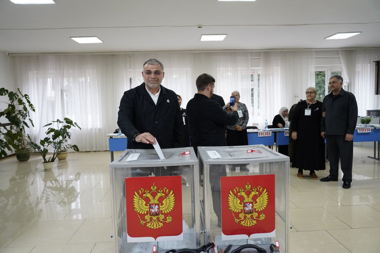 Заурбек Саидов проголосовал на выборах в Чеченской Республике